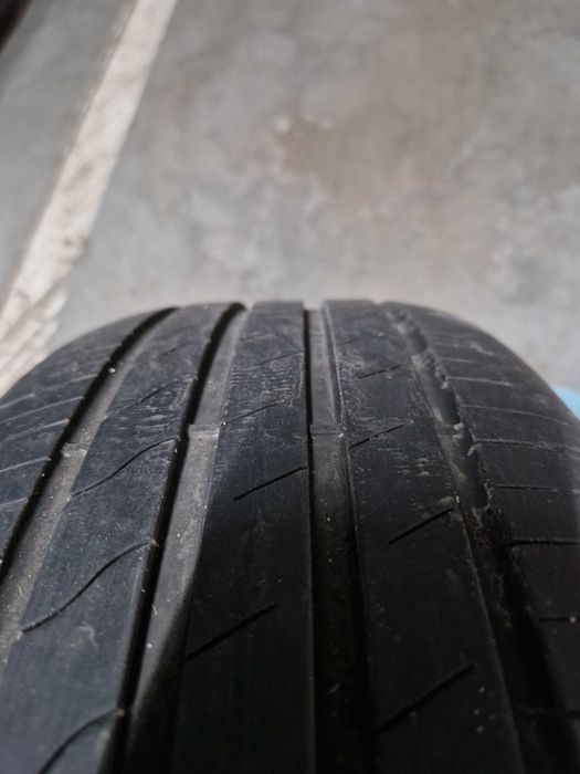 Goodyear Efficientgrip Performance 2 215/55 R17 98 W XL; 2024 r