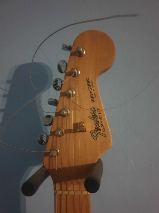 Gitara Fender Duo Sonic rok 1993 - 1994