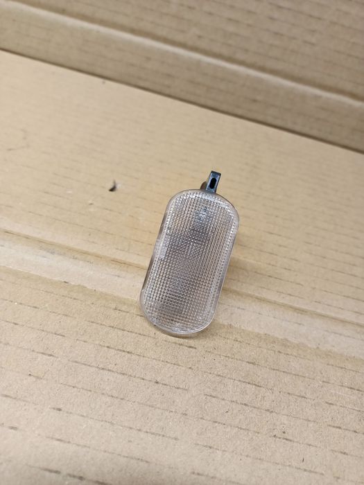 Lampka podświetlenia schowka pasażera VW Skoda Seat
