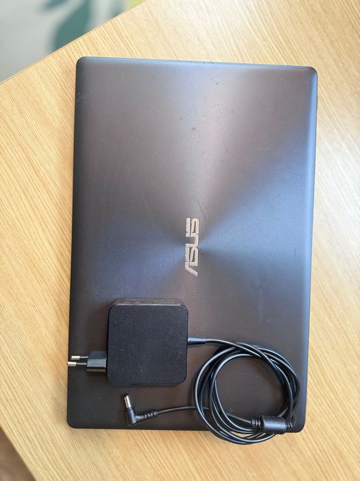 Portátil Asus ótimo para estudos