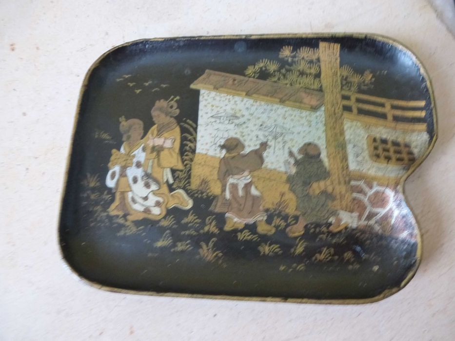 Porta joias com bandeja, antigo