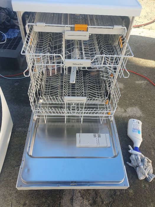 Посудомийна машина Miele 6200SC