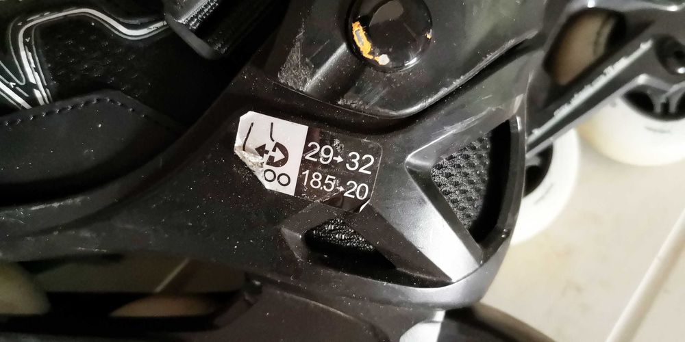 Patins em linha Criança 29-32 + Joelheiras/Cotoveleiras/Mãozeiras