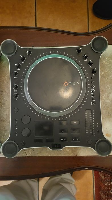 OTUS Digital DJ Interface EKS64737986702723121