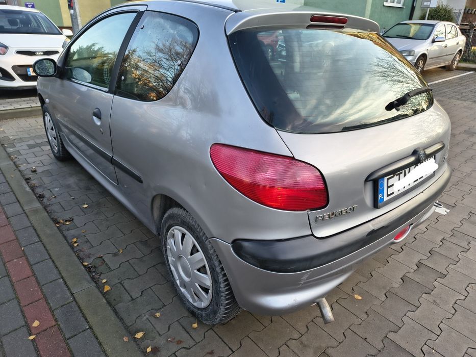 Peugeot 206 1.2 benzyna