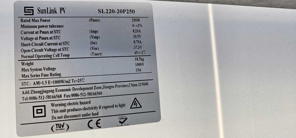 Panele fotowoltaiczne , falownik, stelaż