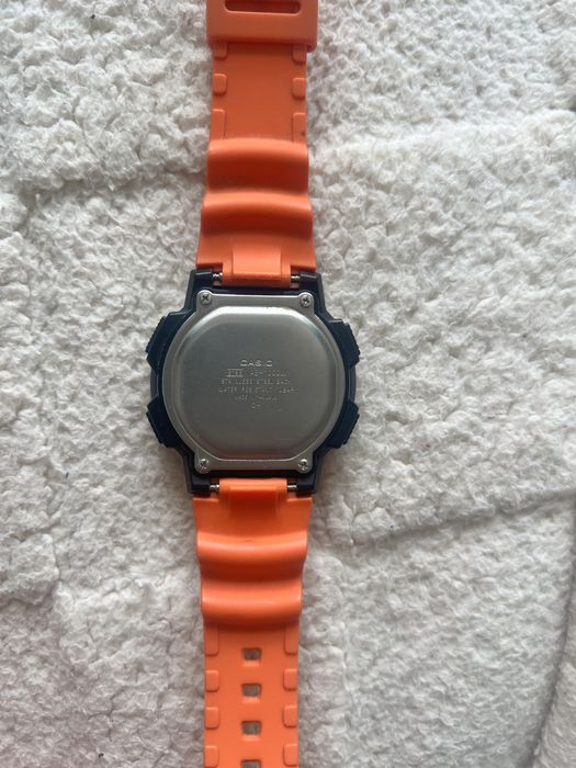 Годинник Casio Standard Digital AE-1000W-4AVEF