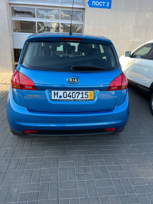 Продаю КІА VENGA 1.6 бензин 2010 року тільки заїхала,мкпп! Пробіг 210