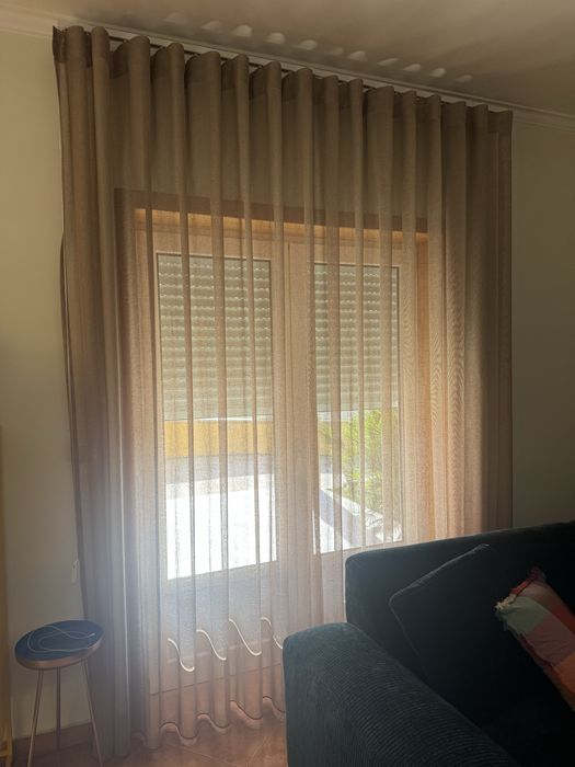 Cortina Castanho claro