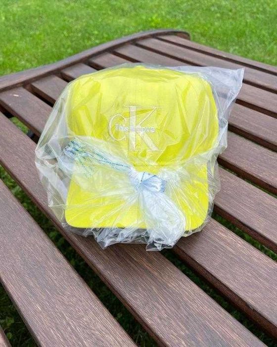 Новая кепка calvin klein бейсболка (ck yellow cap) с америки