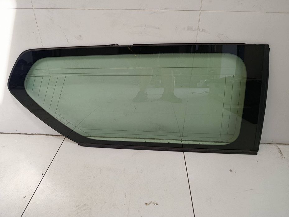 szyba karoseryjna prawa tył tylna toyota land cruiser 150 j15 lift 3d
