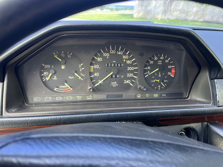 Mercedes benz W124