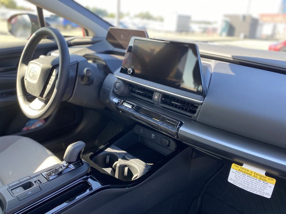 Toyota Prius AWD 2025р