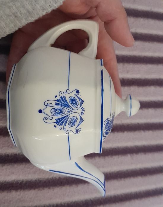 Loiça antiga v.a. e coimbra