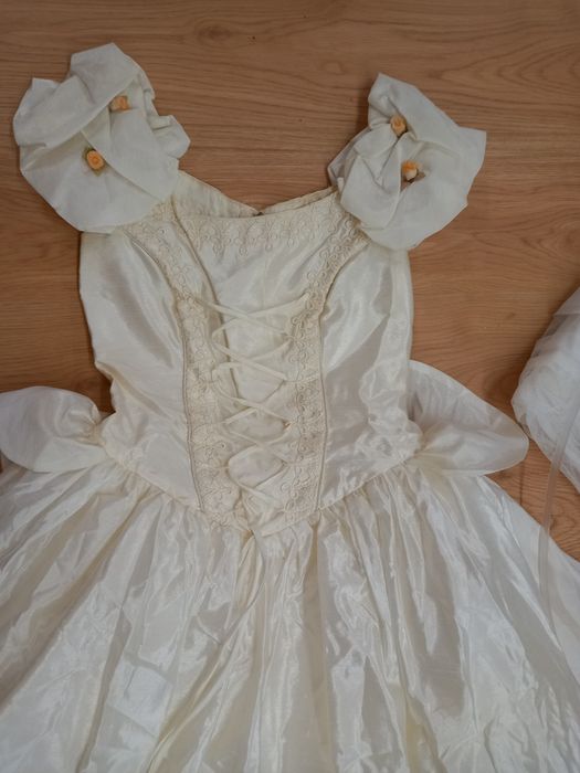 Vestido noiva com saiote