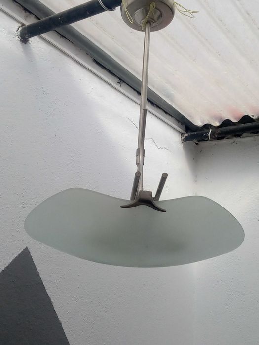 Dois   Candieiro de teto