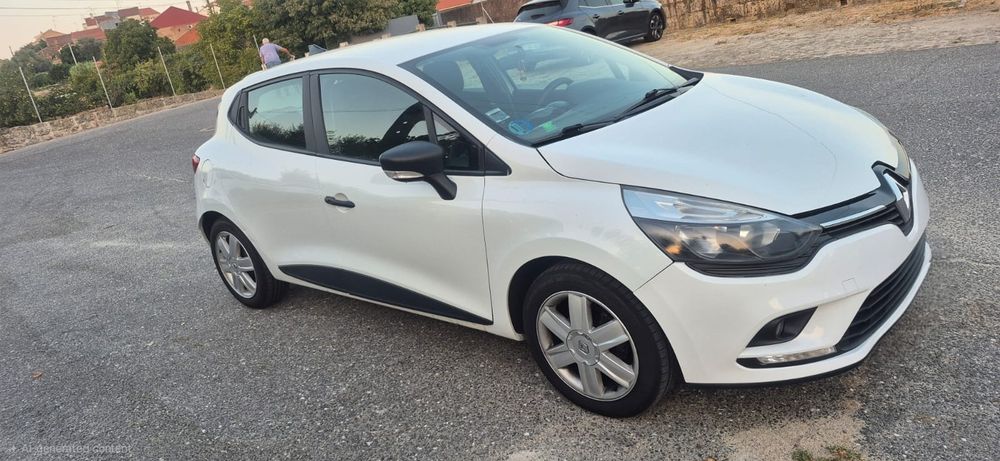 Clio IV  2018 bi combustível