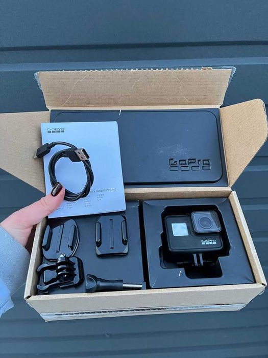 Екшн-камера GoPro HERO 7 Black