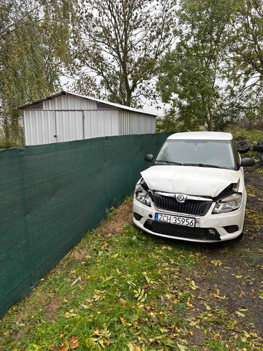 Skoda Fabia uszkodzony przód