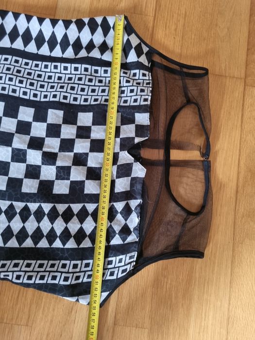 Vestido preto e branco