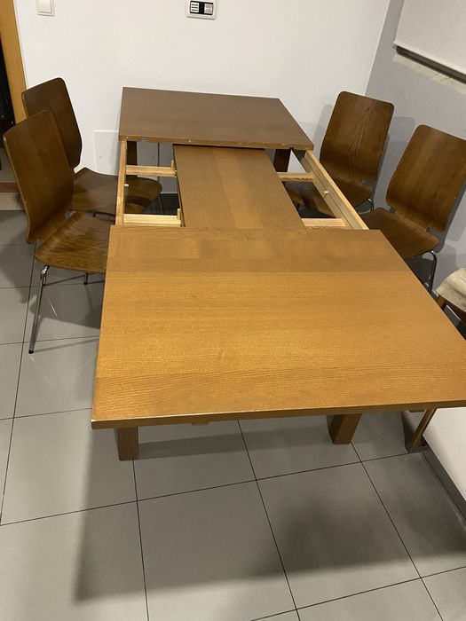 Mesa Ikeia (cadeiras já foram vendidas)