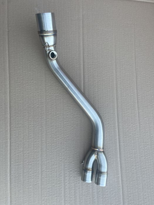 Łącznik kolektorów Akrapovic Y-Pipe XP500 T-Max-L-Y5RJ
