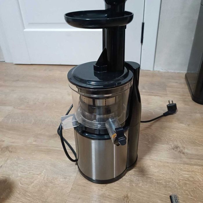 Соковитискач Klarstein Flowjuicer! Соковыжималка Шнековая!