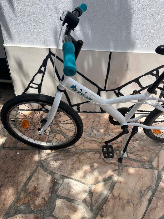 Vendo Bicicleta BTwin Boy 300.