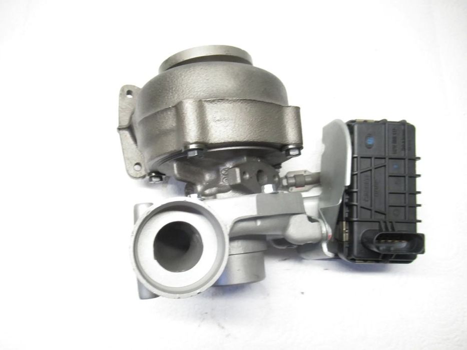 Turbina Mercedes E S G-klasa 400CDI A6280960699 729853 250 KM
