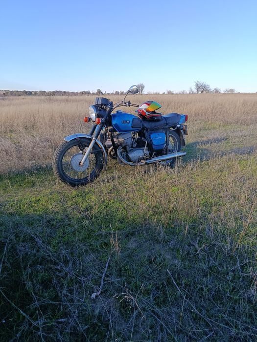 Продам иж планета 4