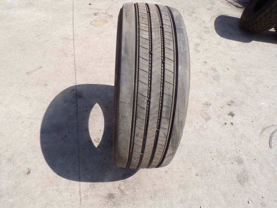 opona 315/60R22.5 Bridgestone R-Steer 001 ( 1100 netto)