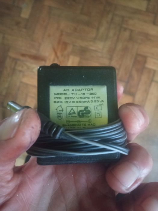 Sprzedam zasilacz 15v