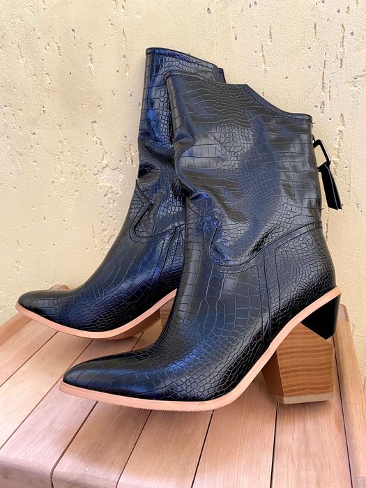 Сапоги, ботинки, ковбойки, казаки, черевики, 38р