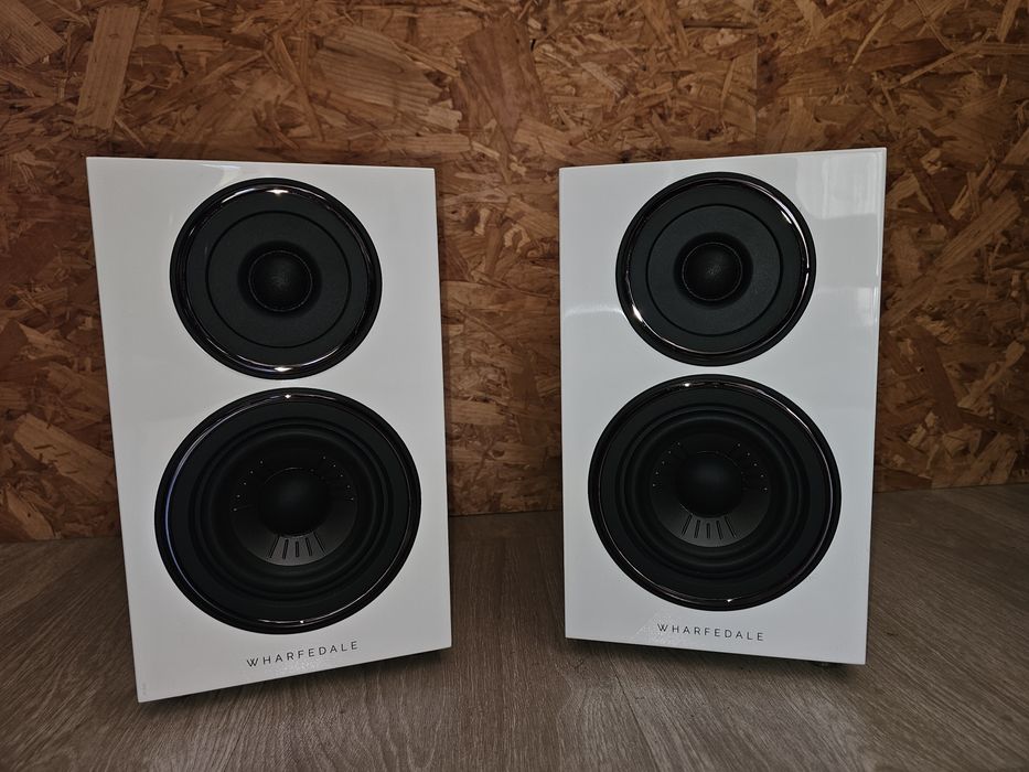 Colunas Wharfedale 12.0