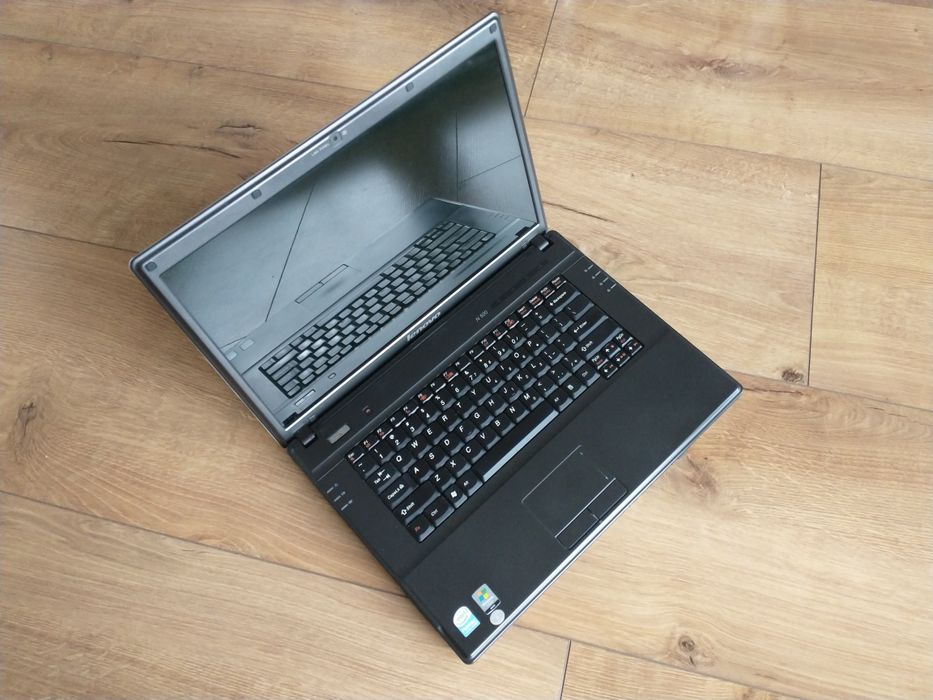 Laptop Lenovo N500 Intel Dual Core T3200 2 GHz, 2 GB, 15,4"