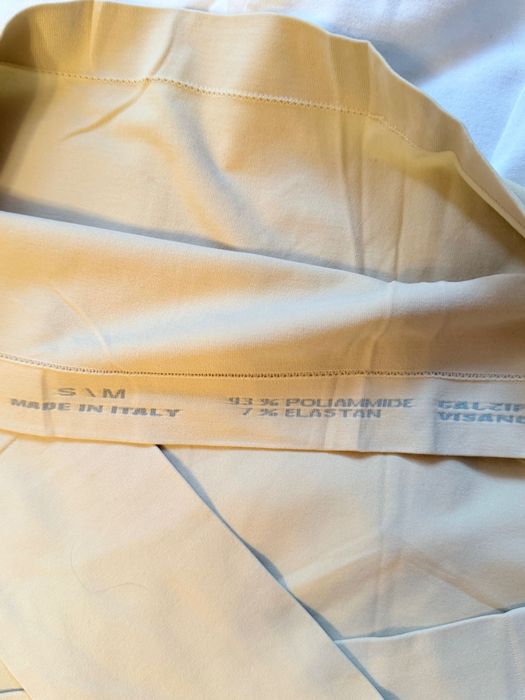 Еластичні гольфи. Італія