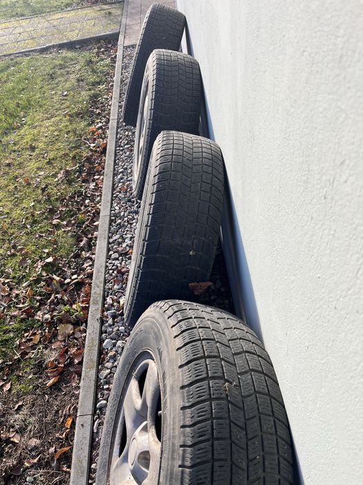 Koła 215/70 R16 opony zimowe