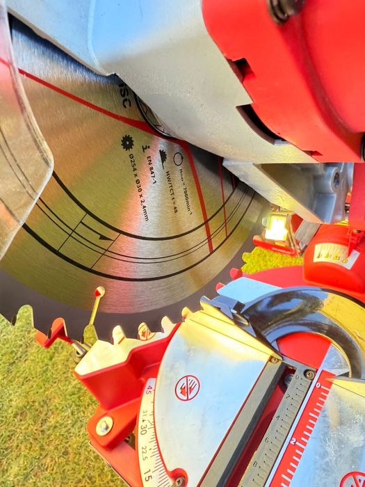 Пила торцювальна EINHELL TC-SM 2531/2 U, в наявності!