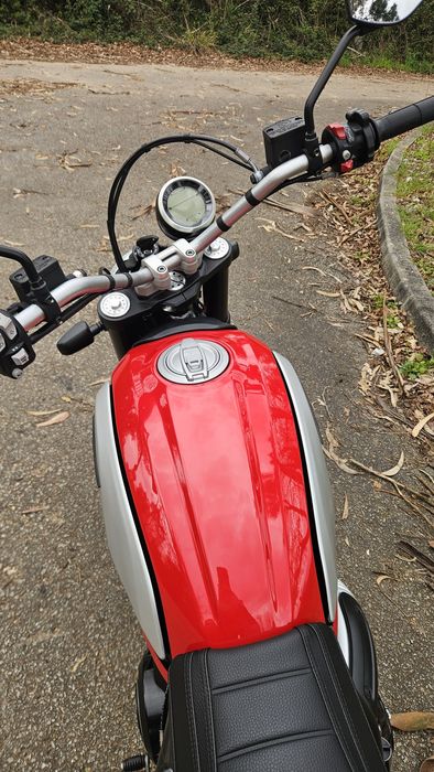 Ducati Scrambler Ícon Red 800