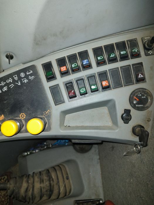 Kombajn zbożowy TC 5050