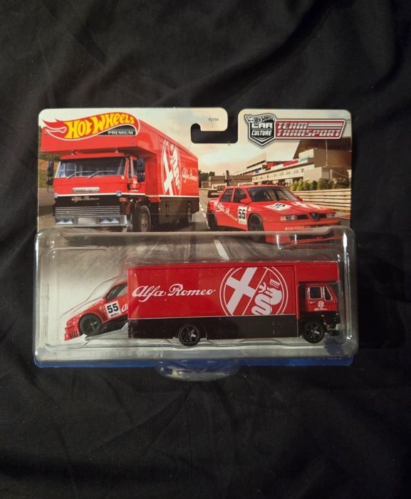 Alfa Romeo Team Transport Hot Wheels Premium