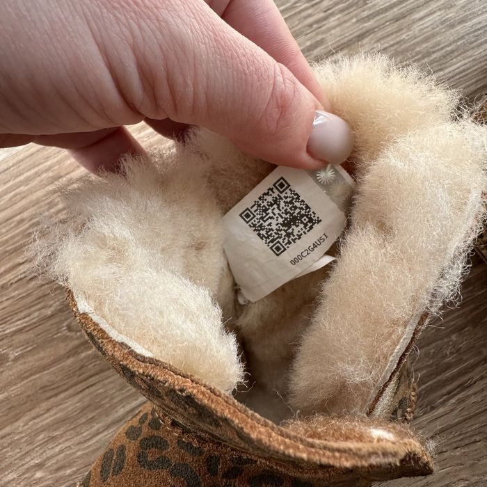 Уггі ugg оригінал ,капці на дівчинку в леопардовому принті нові