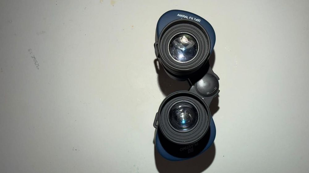 Binóculos Náuticos Amiral FX 7×50 BAK4
Impermeáveis