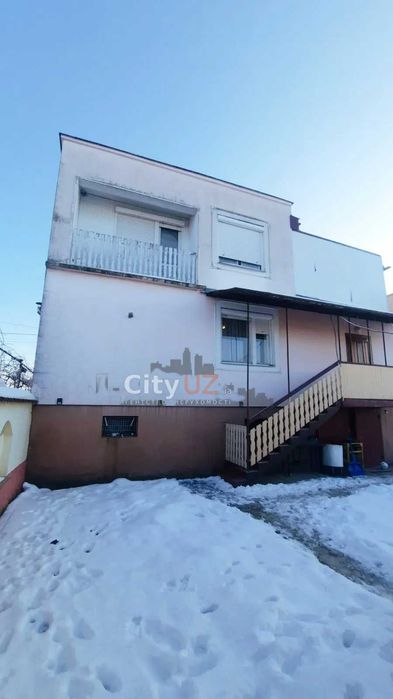 Продається будинок у Сюрте