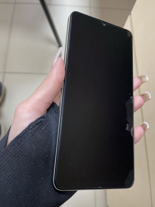 Продаю телефон ZTE Blade A76 новий користувались 3 дня