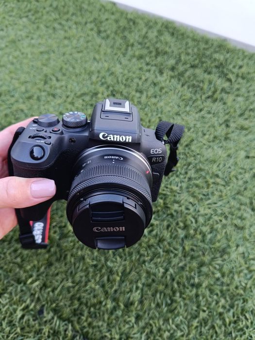 Máquina fotográfica Canon EOS R10+Rf-s 18-45
