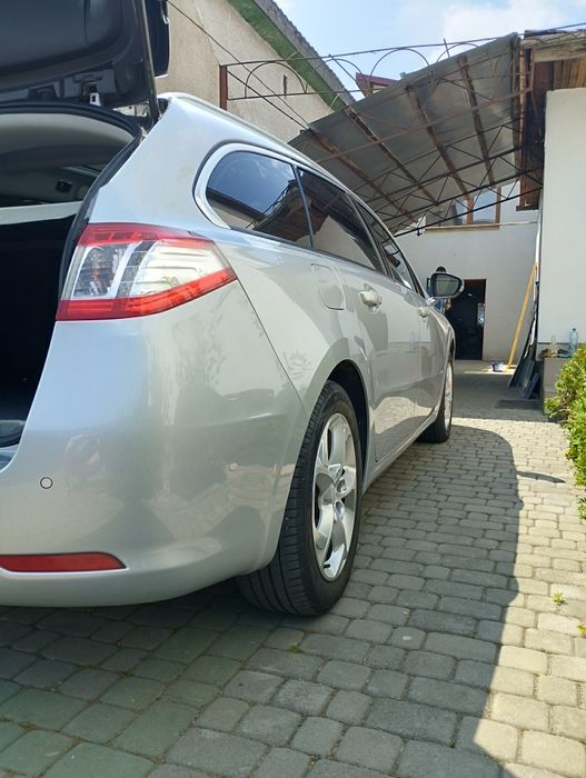Peugeot 508 sw 2012
