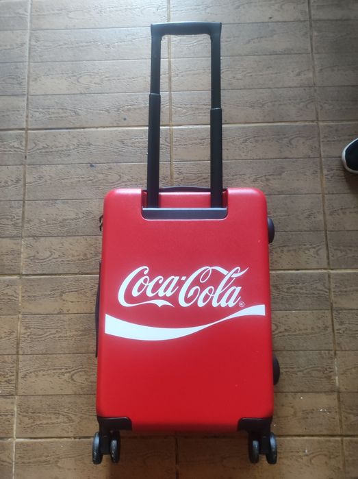 Coca cola walizka 2026