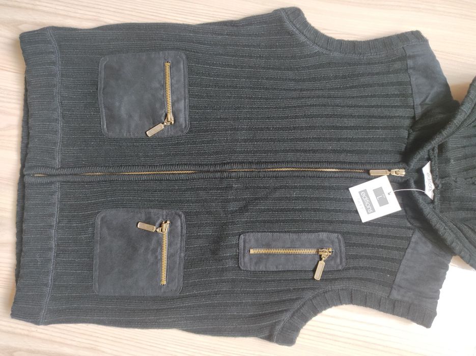 Тепла жіноча кофта/жилетка Editions р.S