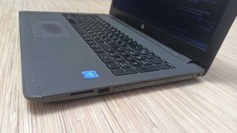 ноутбук HP 250 G6